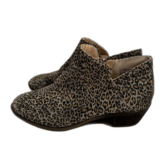 Crown & Ivy Kendall Leopard Print Ankle Booties Leather Size 7 Wide - Picture 3 of 8